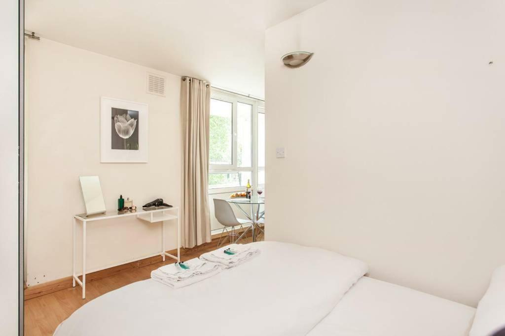 Nice Apartment - Great Portland St, Regents Pk, Euston Лондон Екстер'єр фото